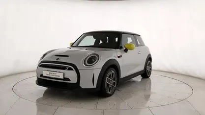 Usata Mini Cooper SE 75 kW (102 CV) 2022 Utilitaria