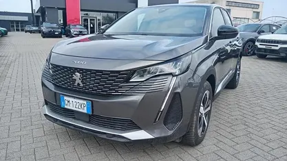 Usata Peugeot 3008 Allure 131 CV (96 kW) 2022 SUV