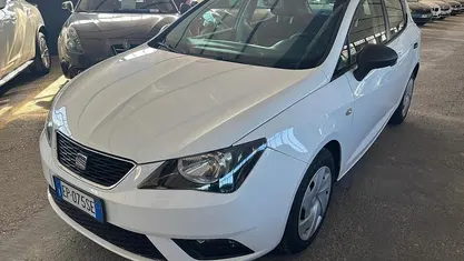 Bianco Usata 2012 Seat Ibiza Style Tre volumi | 5300 € (Buon prezzo)