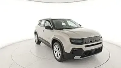 Usata Jeep Avenger Altitude 101 CV (74 kW) 2025 Beige SUV