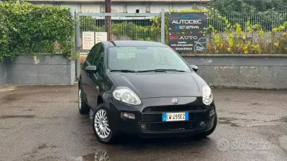 Usata Fiat Punto Lounge 77 CV (56 kW) 2014 Nero Utilitaria