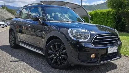 Usata Mini Cooper D Countryman Business 136 CV (100 kW) 2018 Nero SUV