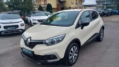 Usata Renault Captur 90 CV (66 kW) 2019 SUV