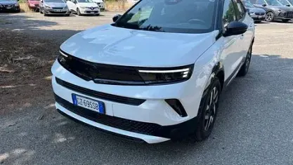 Usata Opel Mokka 136 CV (100 kW) 2025 Bianco SUV
