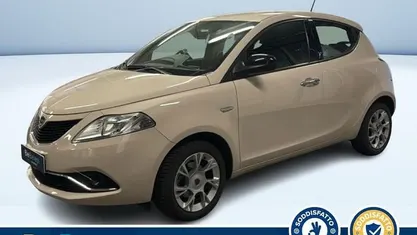 Usata Lancia Ypsilon S 85 CV (62 kW) 2016 Beige Utilitaria