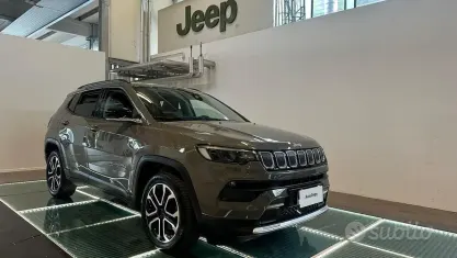 Usata Jeep Compass Limited 131 CV (96 kW) 2022 Grigio SUV
