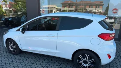 Usata Ford Fiesta Trend 75 CV (55 kW) 2021 Bianco Utilitaria
