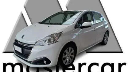 Usata Peugeot 208 75 CV (55 kW) 2018 Bianco Utilitaria