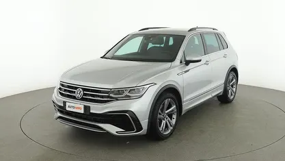 Usata VW Tiguan R-line 150 CV (110 kW) 2021 Argento SUV