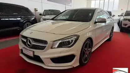 Usata Mercedes CLA200 135 CV (99 kW) 2015 Bianco Coupé