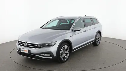 Usata VW Passat Alltrack 200 CV (147 kW) 2022 Argento Station wagon