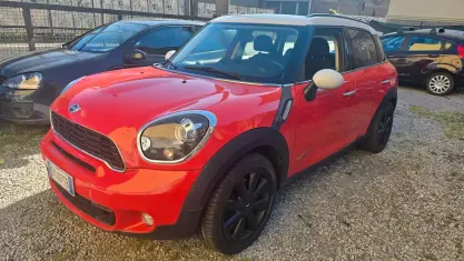 Usata Mini Cooper Countryman 184 CV (135 kW) 2012 Rosso SUV