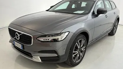 Grigio Usata 2017 Volvo V90 CC Pro Station wagon | 21.900 € (Ottimo prezzo)