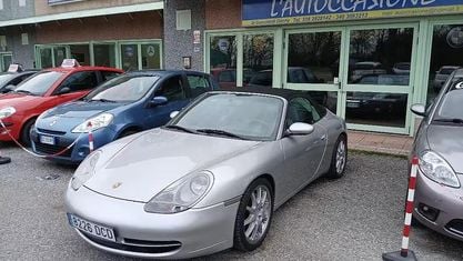 Usata Porsche 911 Carrera 4 Cabriolet 300 CV (220 kW) 2000 Cabrio