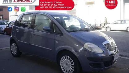 Usata Lancia Musa 69 CV (50 kW) 2006 Blu Monovolume