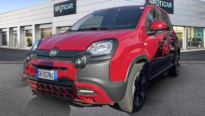 Rosso Usata 2024 Fiat Panda Cross Cross Due volumi | 14.500 € (Buon prezzo)