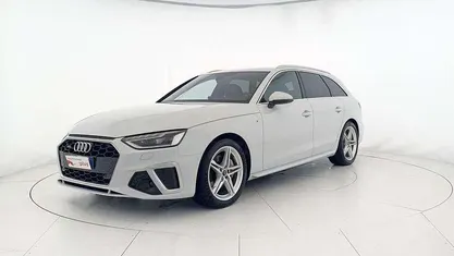 Bianco ghiacciaio metallizzato Usata 2024 Audi A4 S-Line Station wagon | 37.900 € (Buon prezzo)