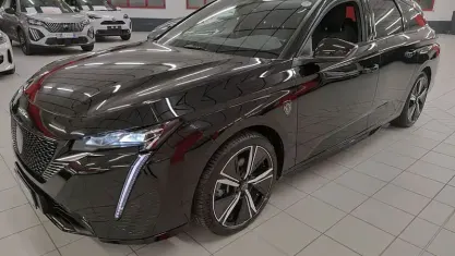 Usata Peugeot 308 GT 131 CV (96 kW) 2024 Nero Station wagon