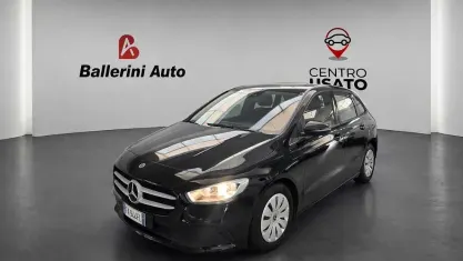 Usata Mercedes B160 Executive 136 CV (100 kW) 2019 Nero Utilitaria