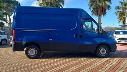 Usata Iveco Daily 126 CV (92 kW) 2015