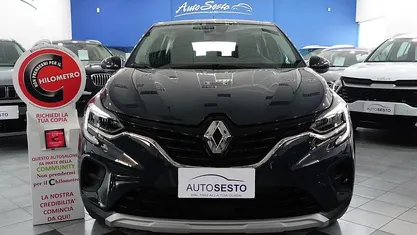 Usata Renault Captur Zen 145 CV (106 kW) 2021 Blu SUV