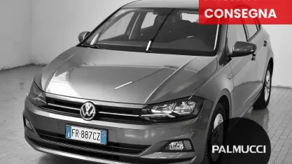 Usata VW Polo Comfortline 75 CV (55 kW) 2018 Grigio Utilitaria