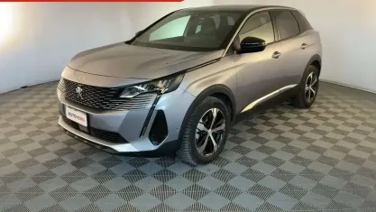 Usata Peugeot 3008 Allure 131 CV (96 kW) 2023 Grigio SUV