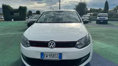Usata 2014 VW Polo Comfortline Tre volumi | 4990 € (Buon prezzo)