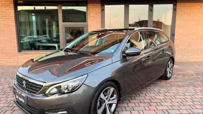 Usata Peugeot 308 Allure 131 CV (96 kW) 2018 Grigio Station wagon