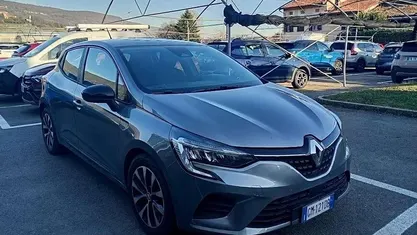 Usata Renault Clio V Equilibre 101 CV (74 kW) 2023 Grigio Berlina