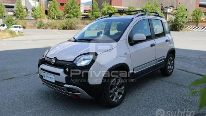 Usata Fiat Panda Cross Cross 90 CV (66 kW) 2017 Viola/lilla Utilitaria