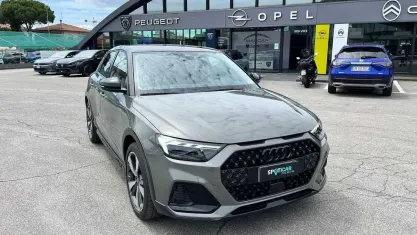 Usata Audi A1 Business 110 CV (80 kW) 2023 Grigio SUV