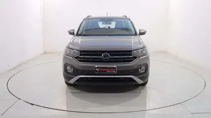 Usata VW T-Cross Style 110 CV (80 kW) 2021 Grigio SUV