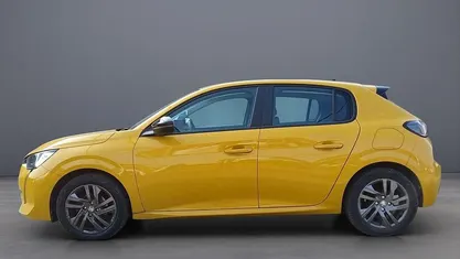 Usata Peugeot 208 Active 75 CV (55 kW) 2022 Utilitaria