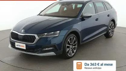 Usata Skoda Octavia Scout 4x4 200 CV (147 kW) 2021 Blu Station wagon