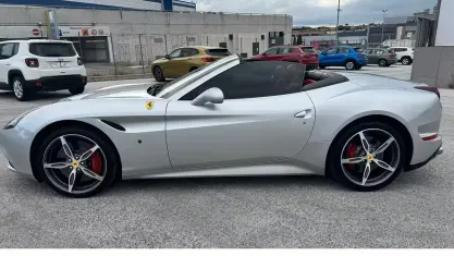 Usata Ferrari California 560 CV (411 kW) 2016 Grigio Cabrio