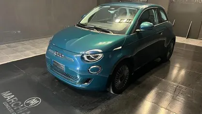 Usata Fiat 500e 69 kW (95 CV) 2024 Verde Berlina