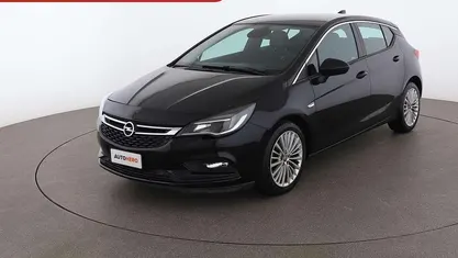 Usata Opel Astra Innovation 110 CV (80 kW) 2017 Nero Berlina