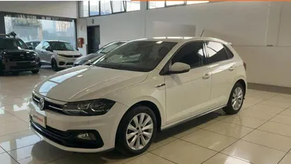 Bianco Usata 2018 VW Polo Highline Tre volumi | 12.099 € (Buon prezzo)