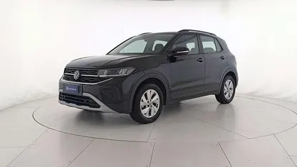 Deep black perlato Usata 2024 VW T-Cross Life SUV | 18.900 € (Buon prezzo)
