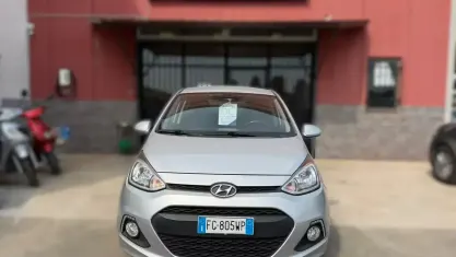 Usata Hyundai i10 67 CV (49 kW) 2016 Grigio Utilitaria