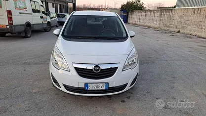 Usata Opel Meriva Cosmo 120 CV (88 kW) 2010 Monovolume