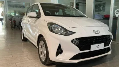 Usata Hyundai i10 67 CV (49 kW) 2022 Bianco Utilitaria