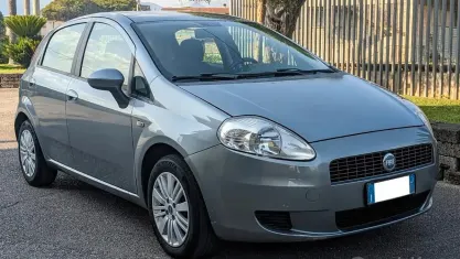 Usata Fiat Grande Punto 65 CV (47 kW) 2007 Grigio Utilitaria