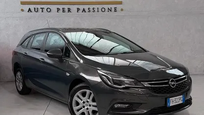 Usata Opel Astra 136 CV (100 kW) 2017 Other Berlina