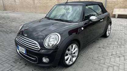 Usata Mini Cooper D Cabriolet Hype 111 CV (81 kW) 2011 Cabrio