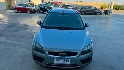 Usata Ford Focus 116 CV (85 kW) 2006 Grigio Berlina
