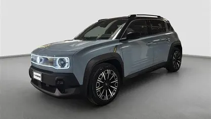 Usata Renault 4 E-Tech Iconic 2025 SUV