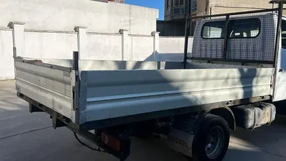 Usata Nissan Cabstar SL 125 CV (91 kW) 2005 Bianco Pick-up