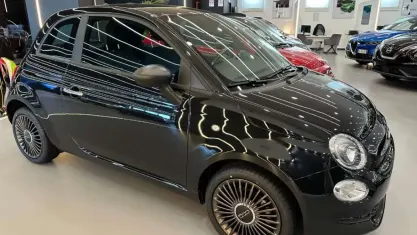 Usata Fiat 500 Lounge 70 CV (51 kW) 2023 Nero metallizzato Utilitaria